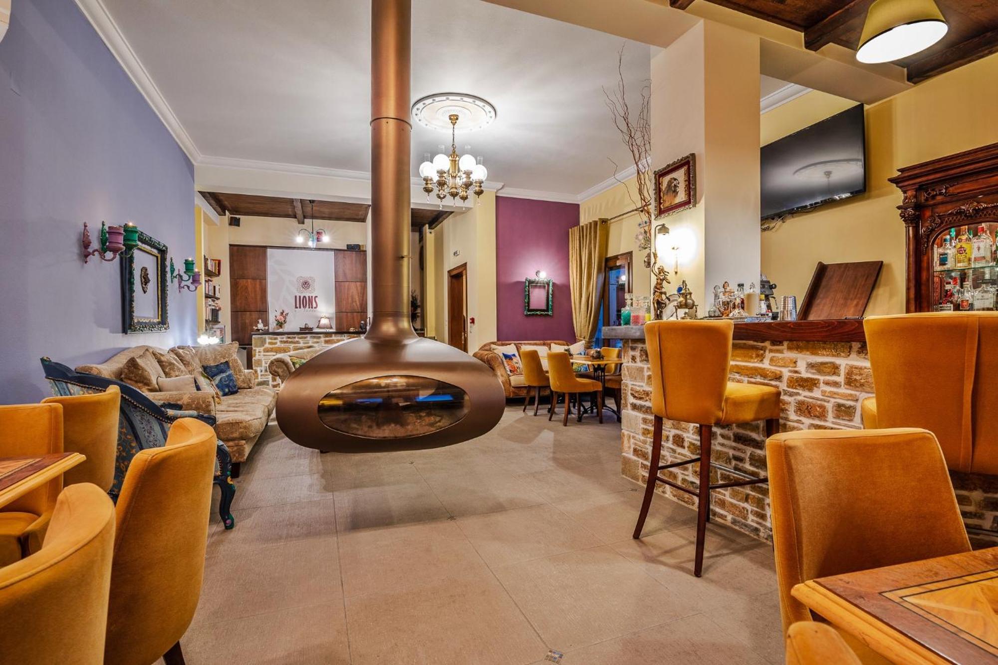Lions Nine Aparthotel Mouresi Luaran gambar